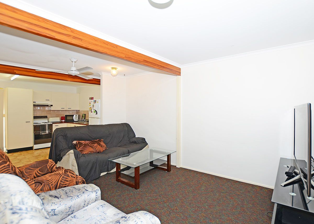 Unit 4/6 Beach Road, Pialba, QLD 4655
