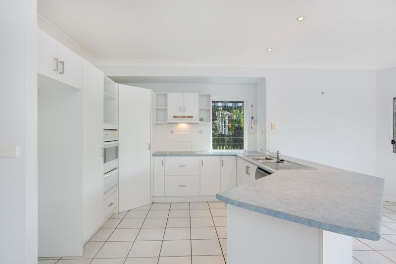 6 Squeaky Close, KEWARRA BEACH, QLD 4879