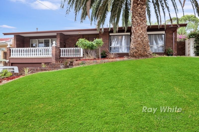 140 Brougham Drive, Valley View SA 5093