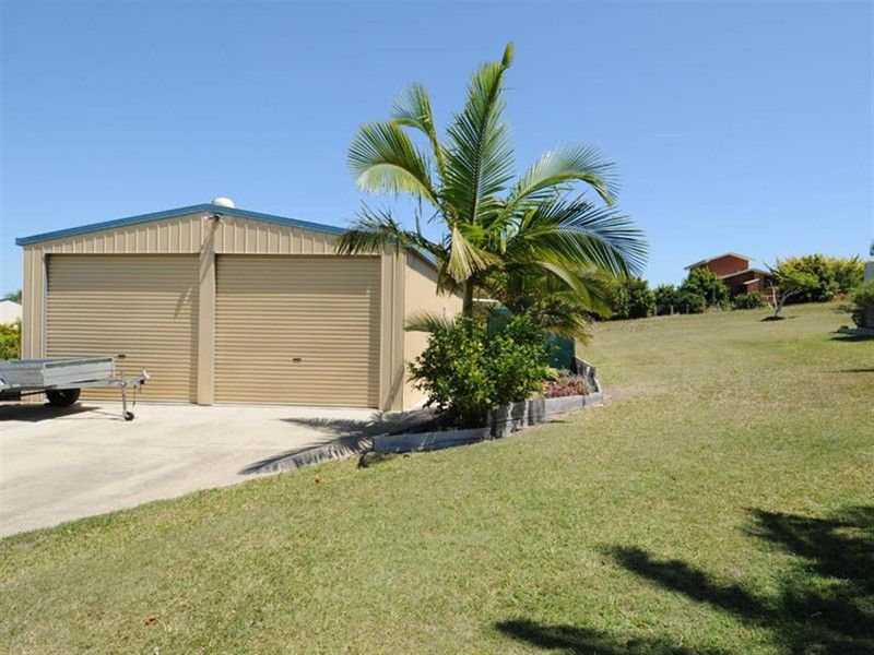 22 Cove Boulevard, RIVER HEADS, QLD 4655