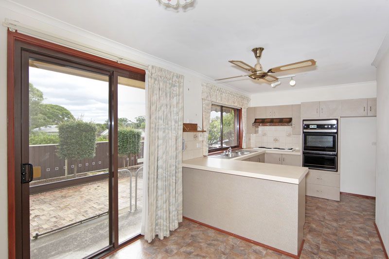 1 Gilbert Avenue, GOROKAN, NSW 2263
