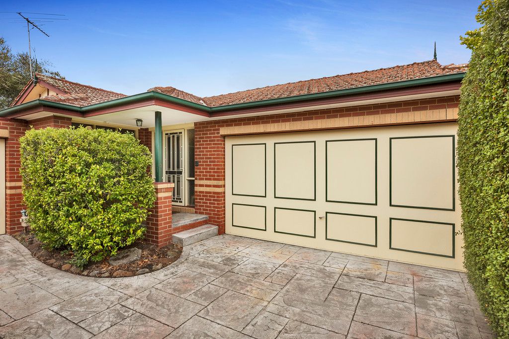 6 Kingsnorth Street, Doncaster VIC 3108