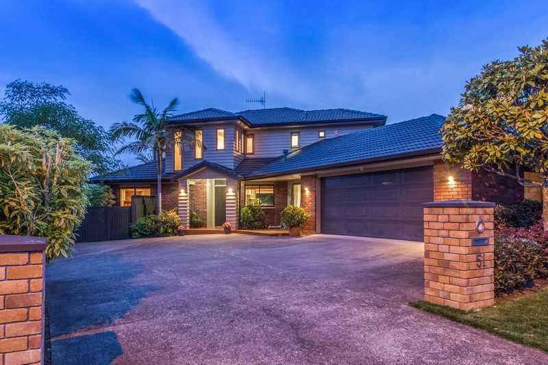 Statement in Style - Half Moon Bay