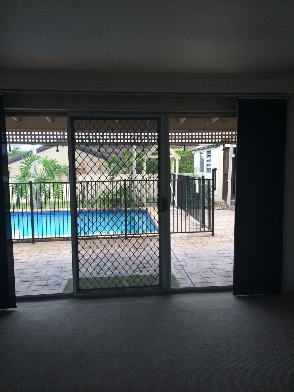 12 Kinloch Avenue, BENOWA WATERS, QLD 4217