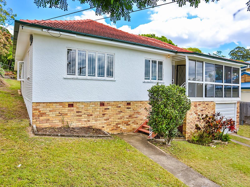 28 Goorama Street, Stafford, QLD 4053