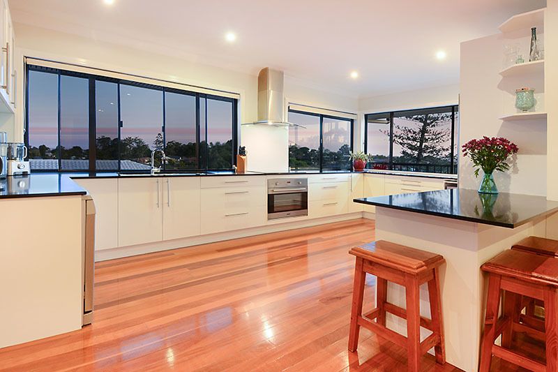 110 Wilgarning Street, Stafford Heights, QLD 4053
