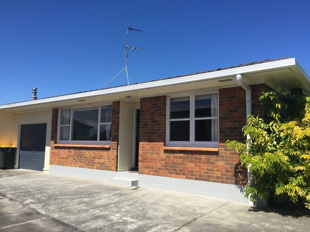 2/11 Sea Spray Drive, Bucklands Beach, Manukau City