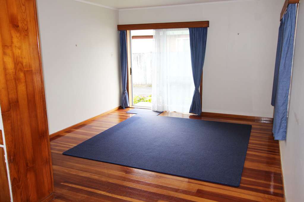 4/50 Seabrook Avenue, New Lynn, Waitakere City Real Estate Ray