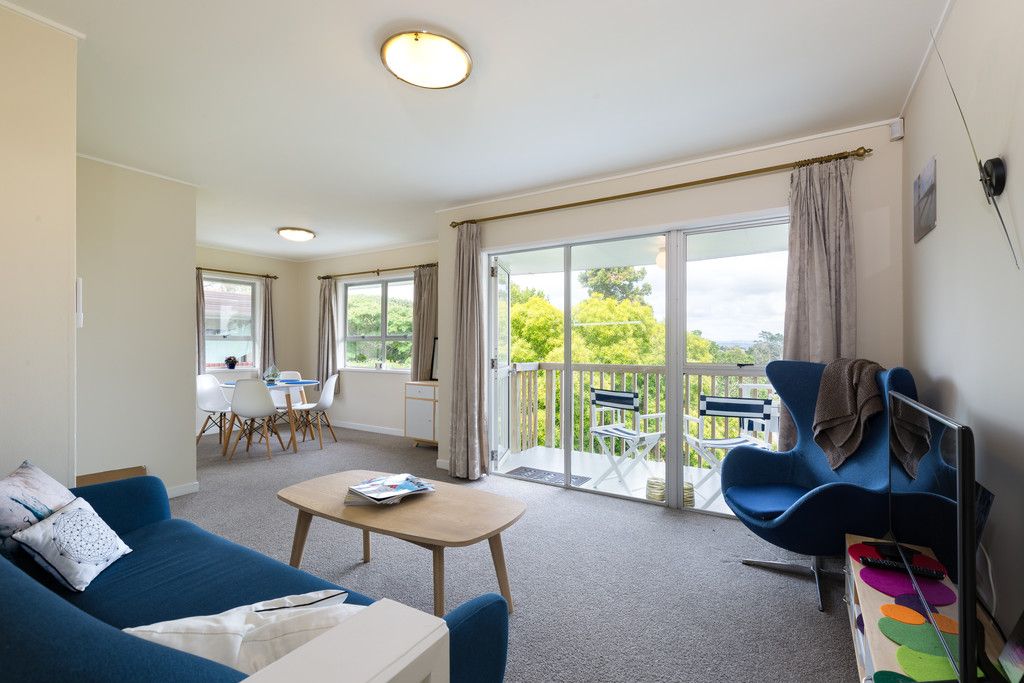 1/366a Glenfield Road, Glenfield, North Shore City