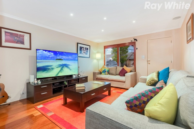 6 Heathcote Drive, Forest Hill, VIC 3131