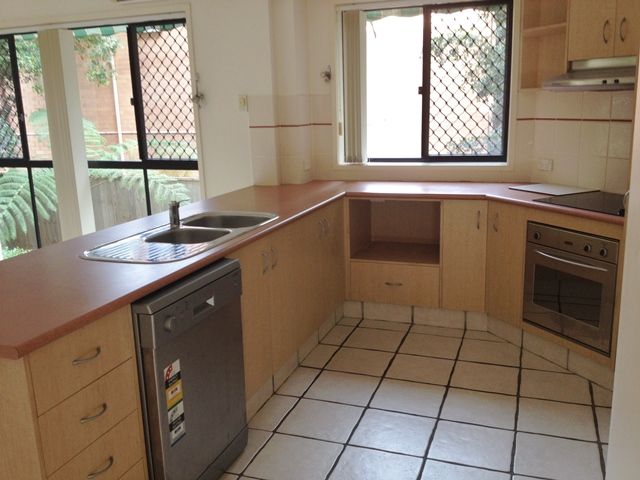 3/3-5 Ewart Street, BURLEIGH HEADS, QLD 4220