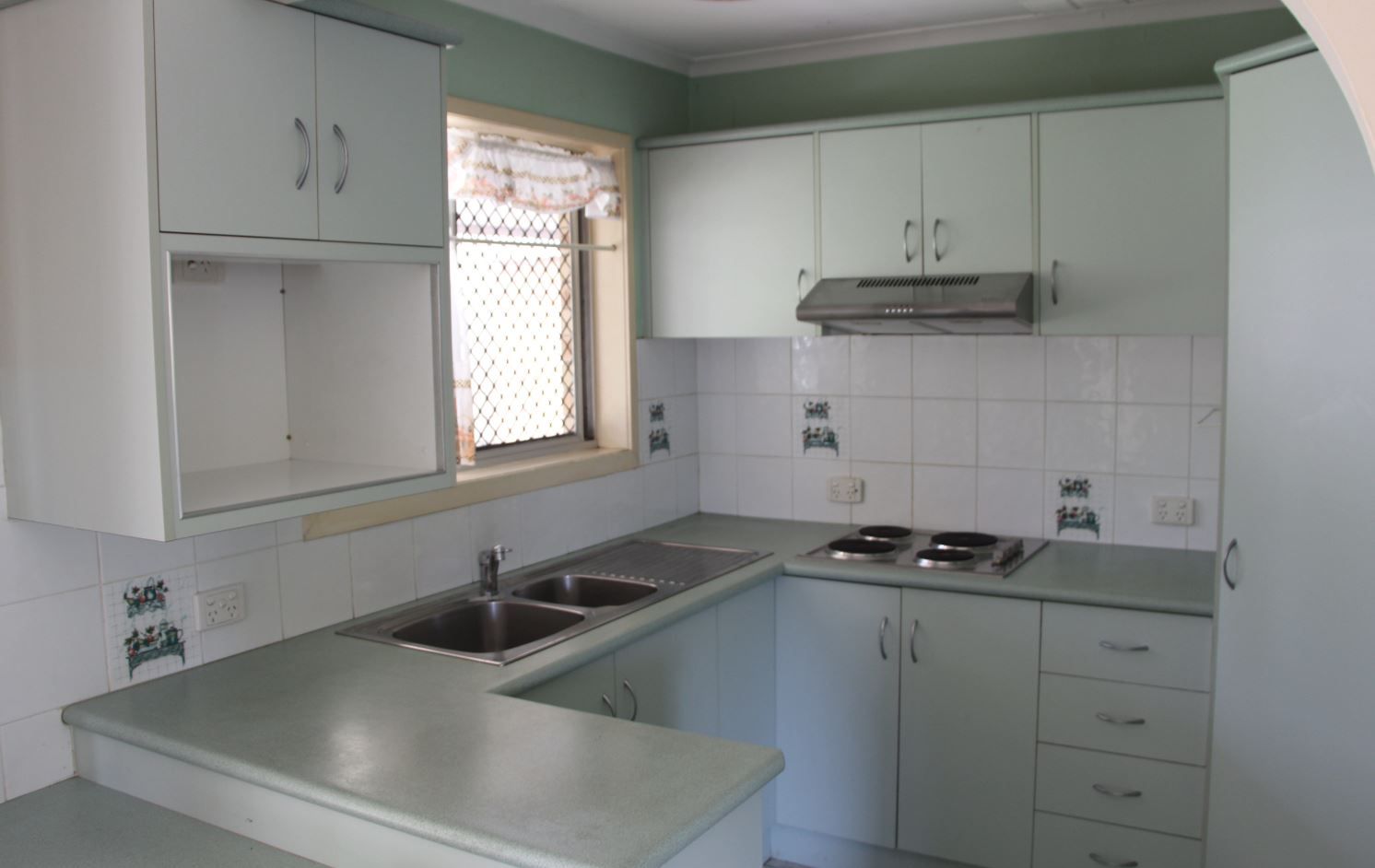 5 Briggs Road, Springwood, QLD 4127