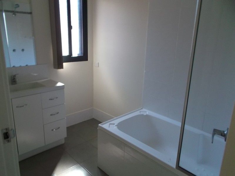 2/2 Phalarope Way, South Hedland, WA 6722
