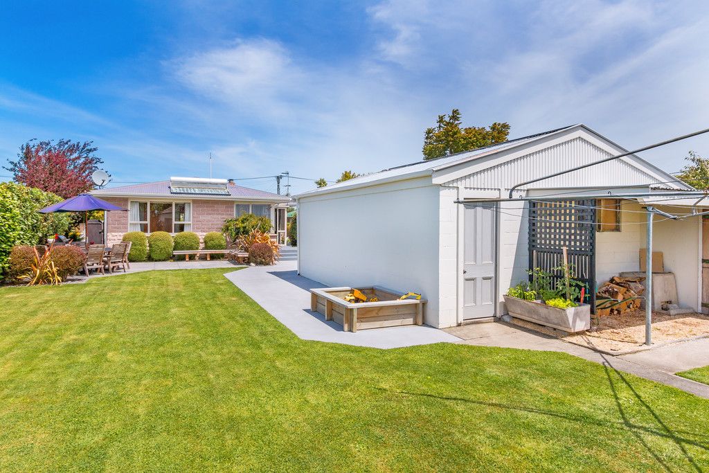 15 Norrie Street, Redwood, Christchurch City