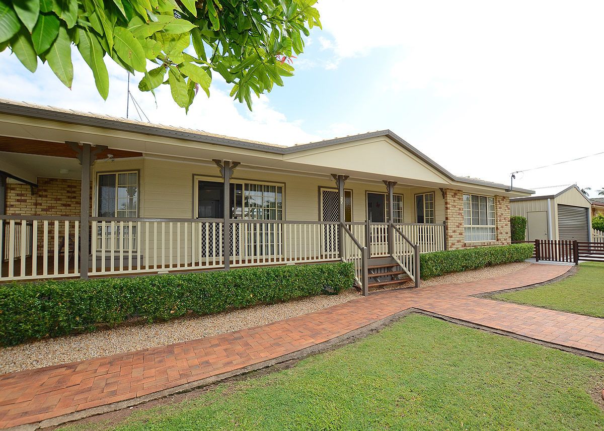 37 Wattle Street, Point Vernon, QLD 4655