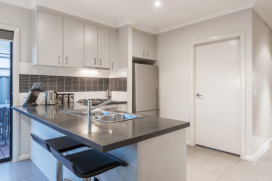 15 Powell Street, Craigieburn, VIC 3064