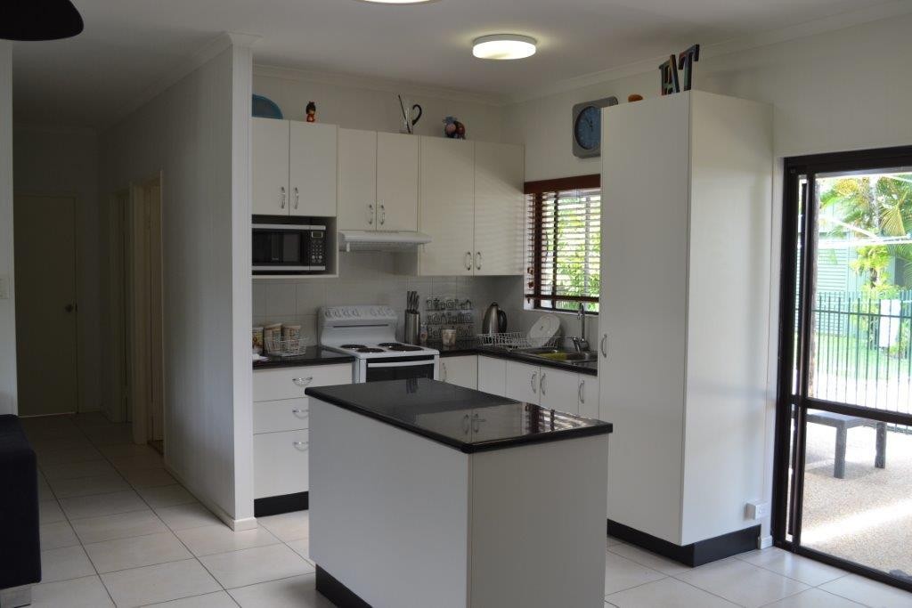 6 Cayley Street, Trinity Beach, QLD 4879