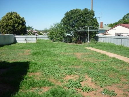 57 Victoria Street, Parkes, NSW 2870
