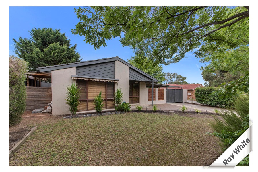 28 Fink Crescent, Calwell, ACT 2905