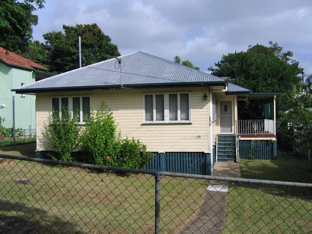15 Steele Street, Holland Park, QLD 4121
