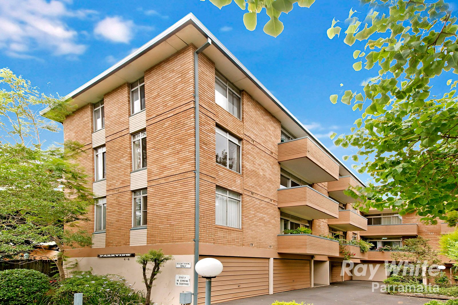 4-6 Park Avenue, Westmead NSW 2145