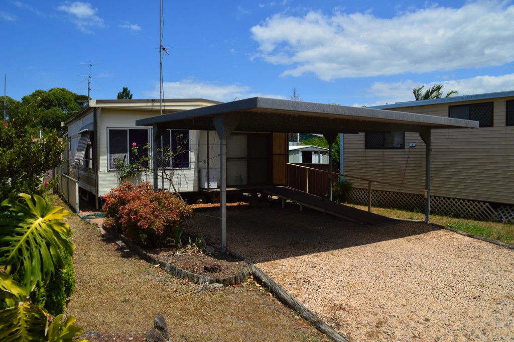 4 Woodrow Place