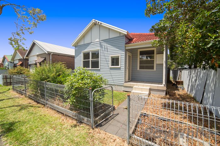 71 Coorumbung Road, Broadmeadow, NSW 2292