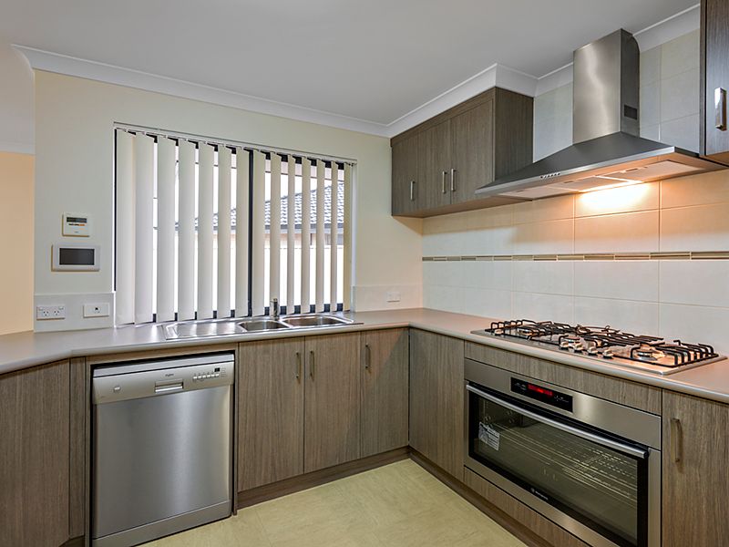 1 Periwinkle Street, Drummond Cove, WA 6532