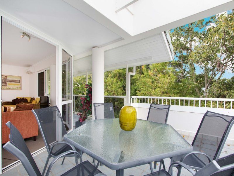 242 Coral Coast Drive, PALM COVE, QLD 4879