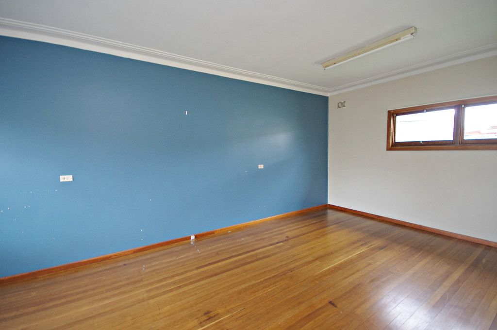 4 Park Street, TAREE, NSW 2430