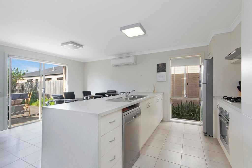 3-4 Ellen Close, Grovedale, VIC 3216
