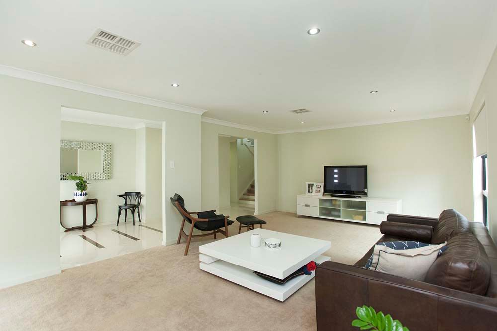 37 Taylor Place, Mackenzie, QLD 4156
