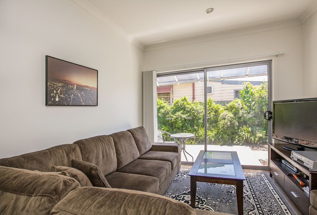 2/8 Clarke Street, Thomastown, VIC 3074