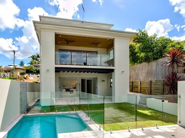 11 Pine Street, Hamilton, QLD 4007