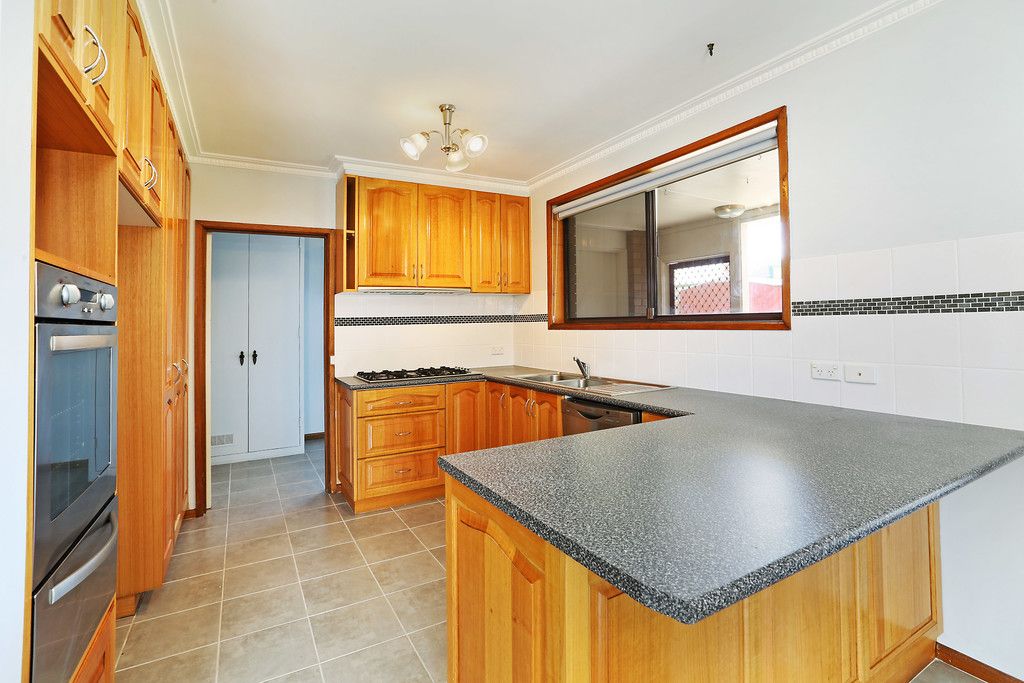 32 Karana Avenue, Grovedale, VIC 3216