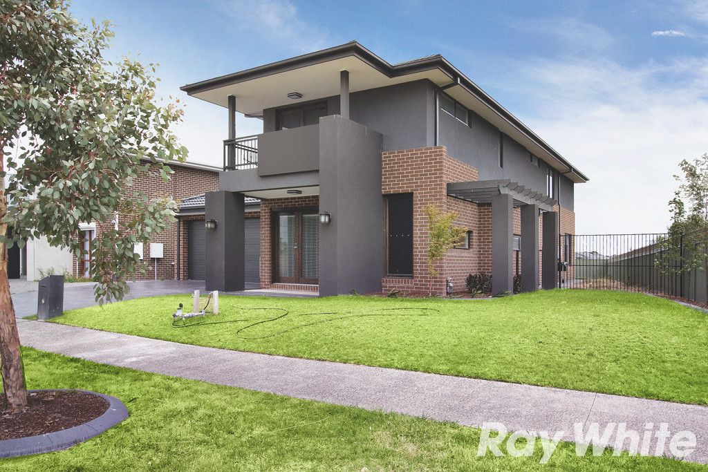 10 Sun Orchid Drive, Pakenham, VIC 3810
