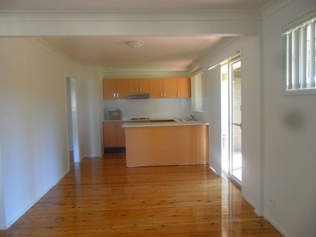 24 Carrington Circuit, LEUMEAH, NSW 2560