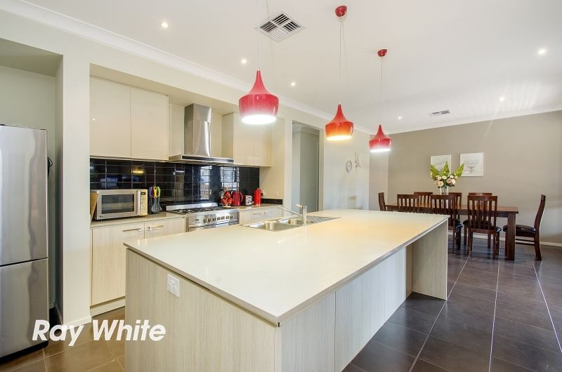 7 Carmargue Street, Beaumont Hills, NSW 2155