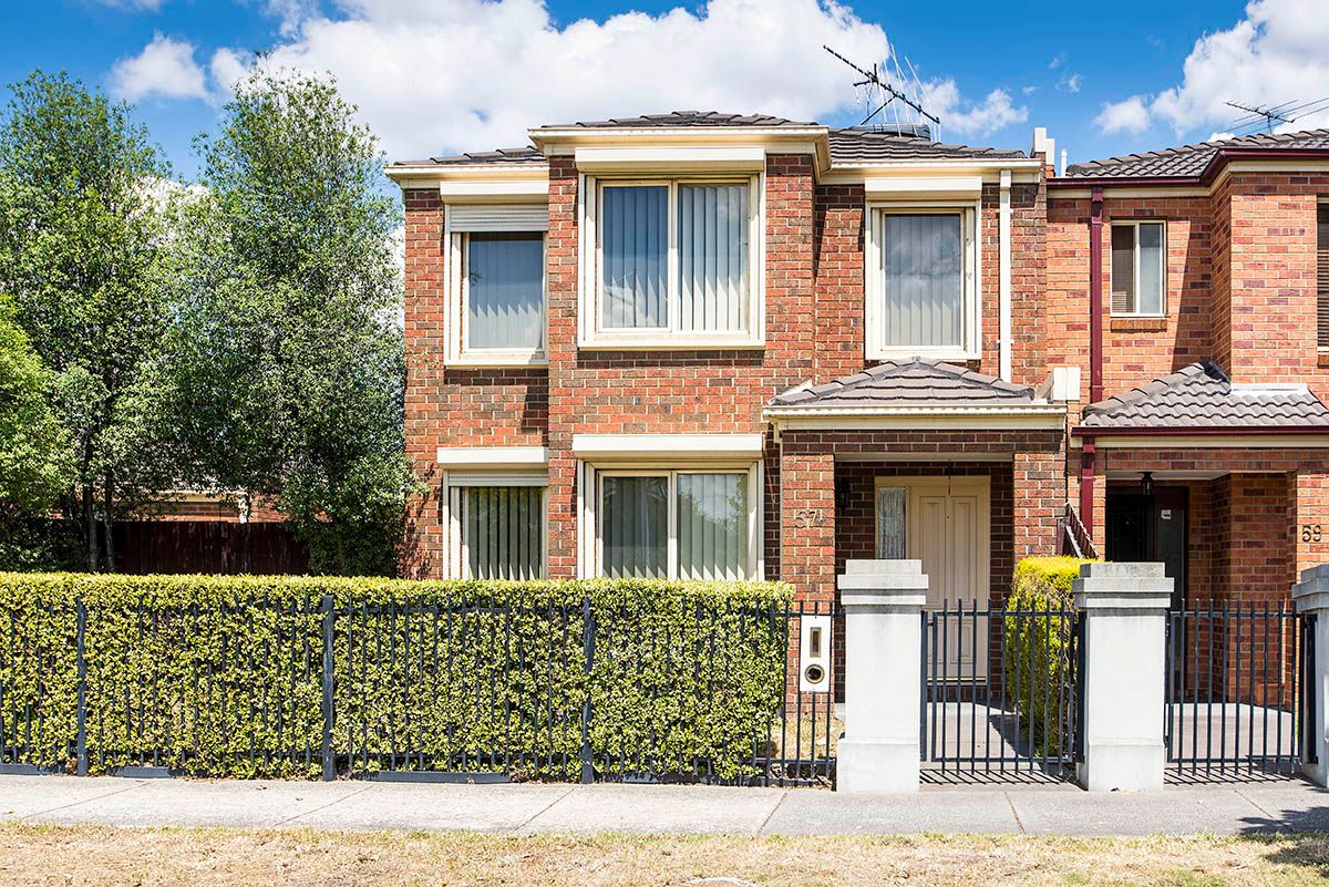 57 The Lakes Boulevard, South Morang VIC 3752