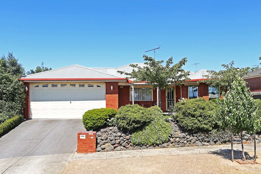 61 Rossack Drive, Grovedale, VIC 3216