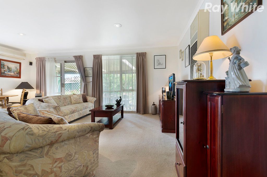 8 Rio Court, Ferntree Gully, VIC 3156
