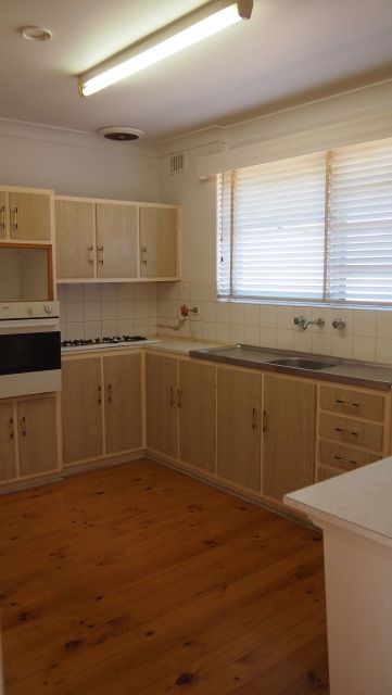 1 Milvera Terrace, Seaton, SA 5023