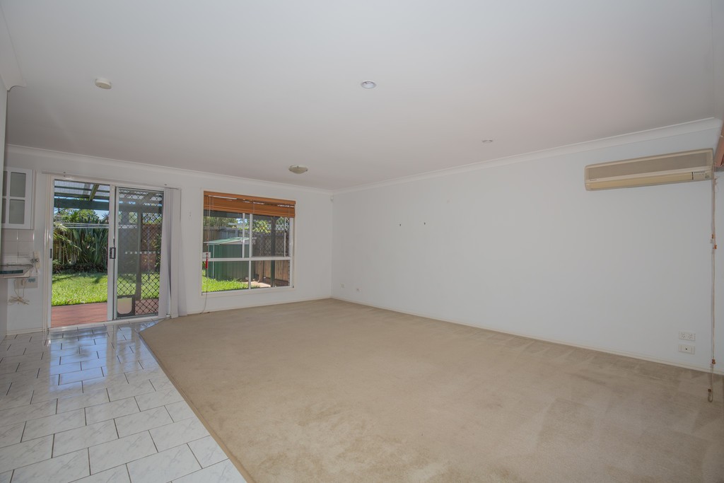 10 Appleyard Crescent, Coopers Plains, QLD 4108