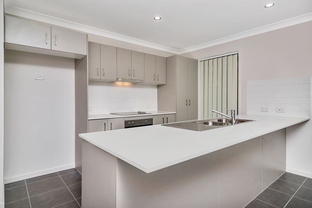 18 Cardamon Crescent, Glenvale, QLD 4350