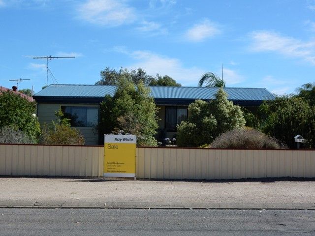 11 Clinton Road, Maitland, SA 5573