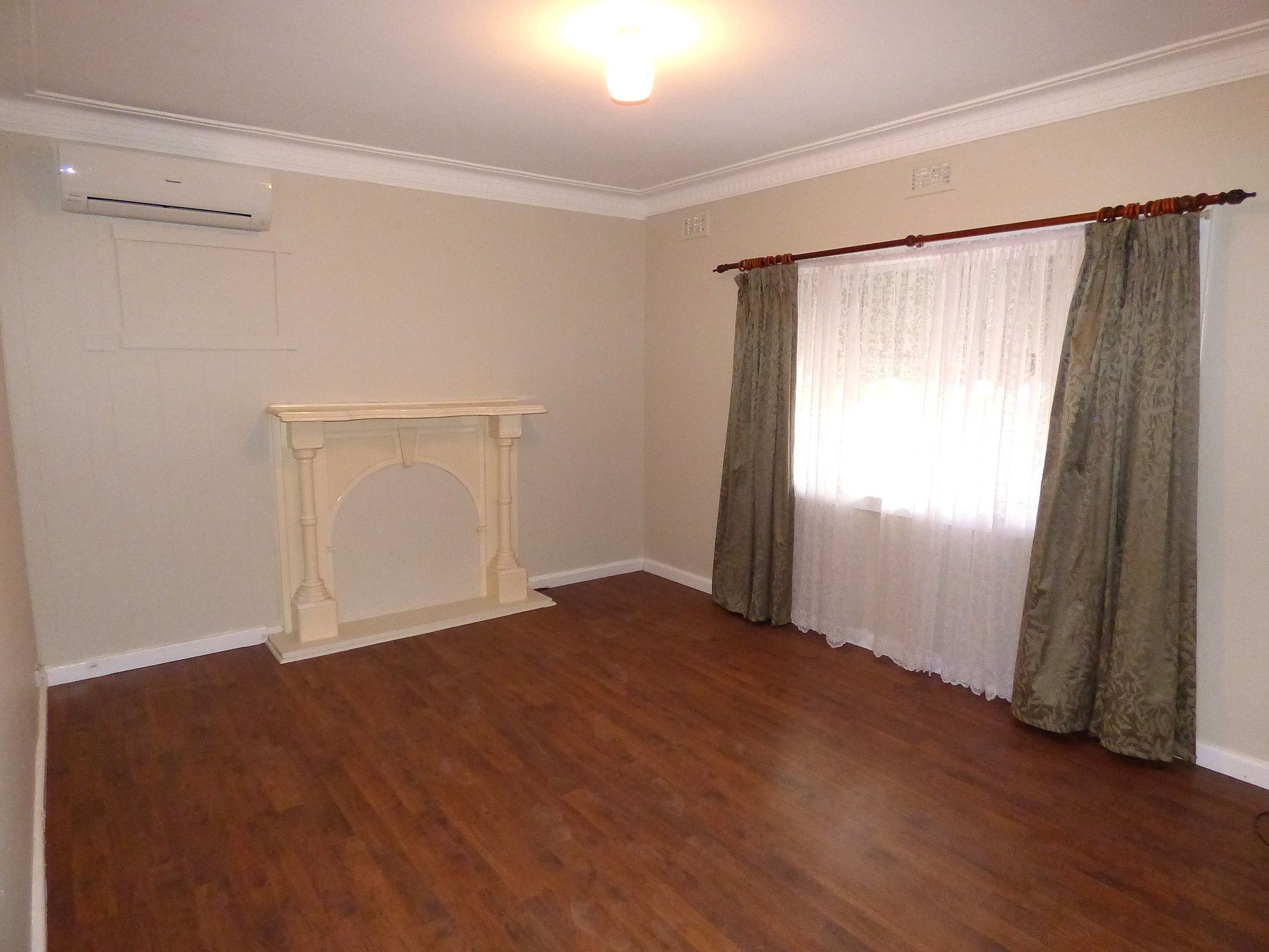 1/15 Lloyd Avenue, Reservoir, VIC 3073