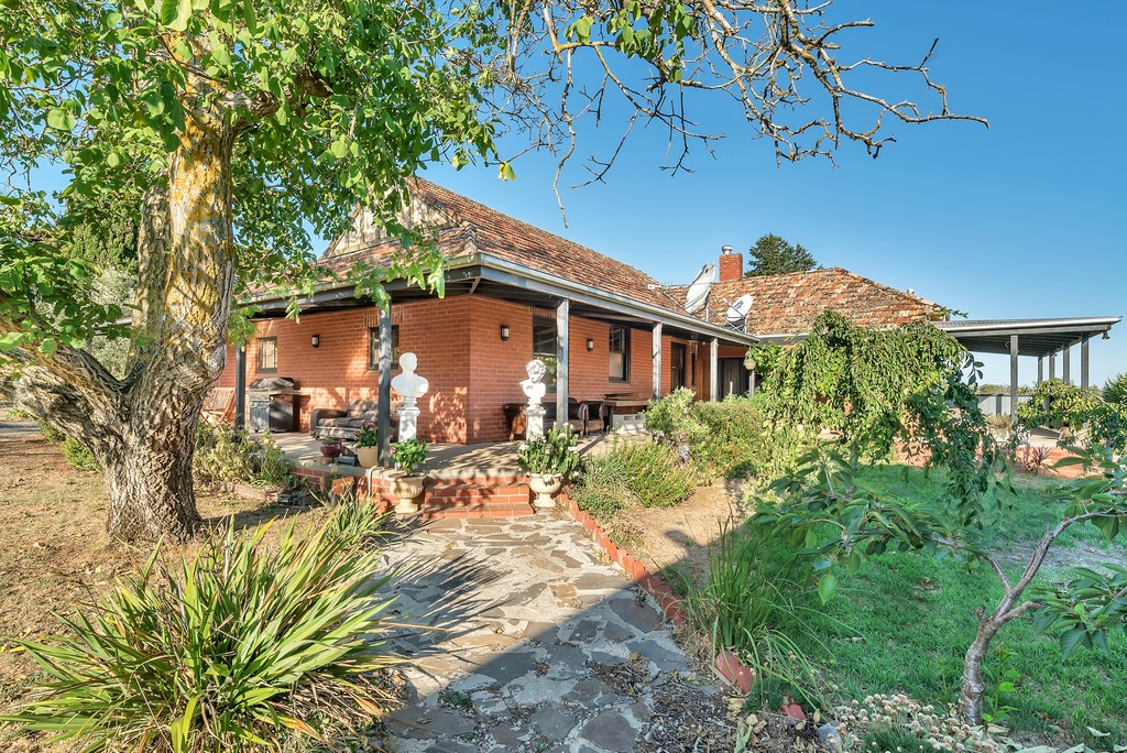 77 Griffins Road, Coghills Creek, VIC 3364