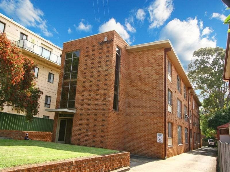 8/10 Bessell Avenue, North Wollongong, NSW 2500