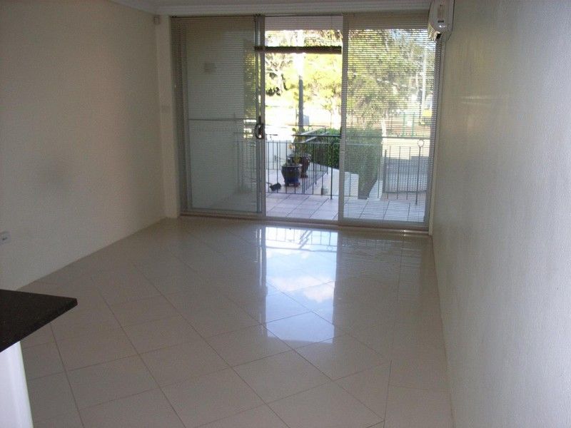 2/9-11 Pitt Street, Mortdale, NSW 2223