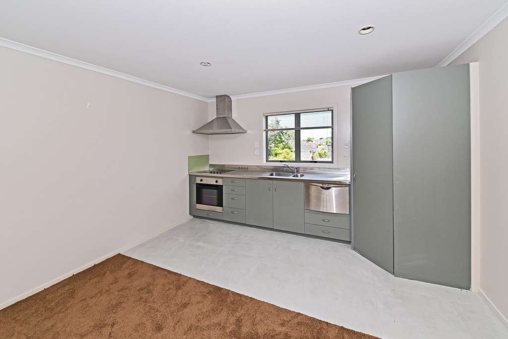1/289 Shirley Road photo 5